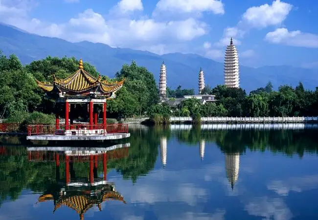 Trois pagodes de Dali 07