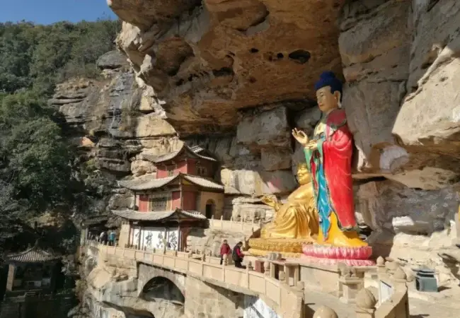 Le bouddha en pierre dans la montagne de Shibaoshan à Jianchuan, Dali 04