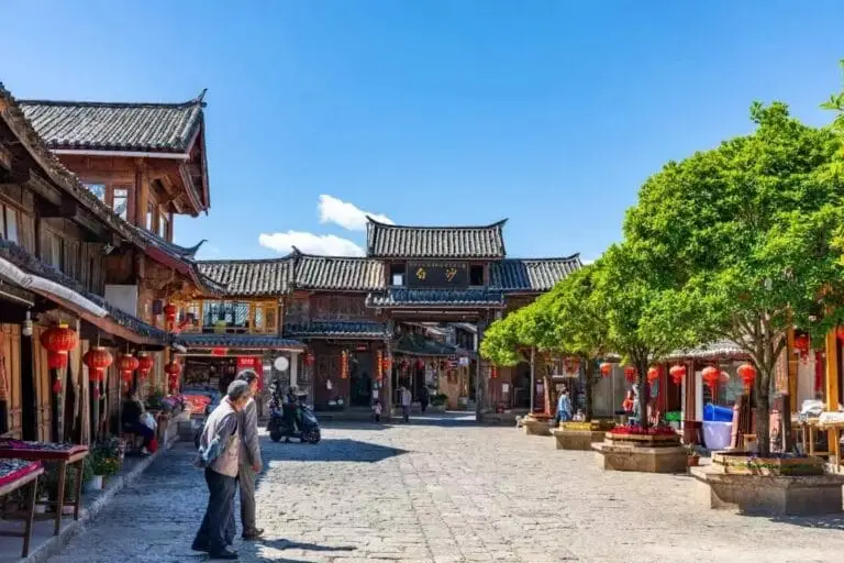 L'entrée de village Baisha à Lijiang 02