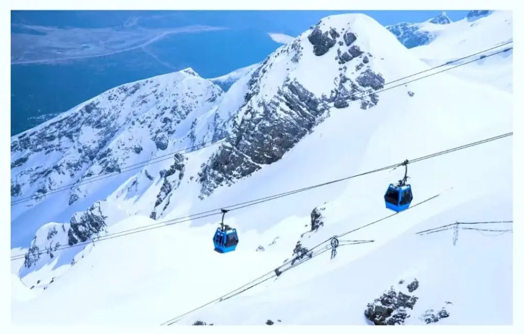 Paysage de la Montagne de Dragon du Jade de Lijiang 01