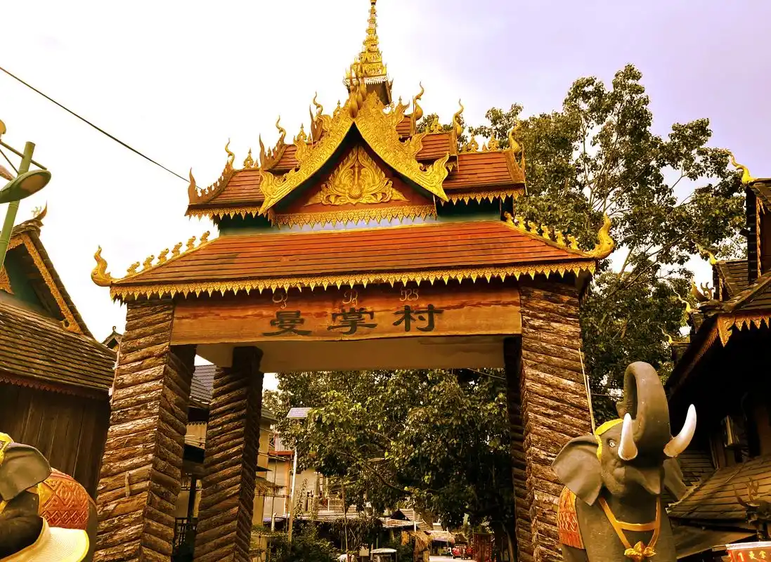 Village traditionnel de Manzhang dans la région de Xishuangbanna 01