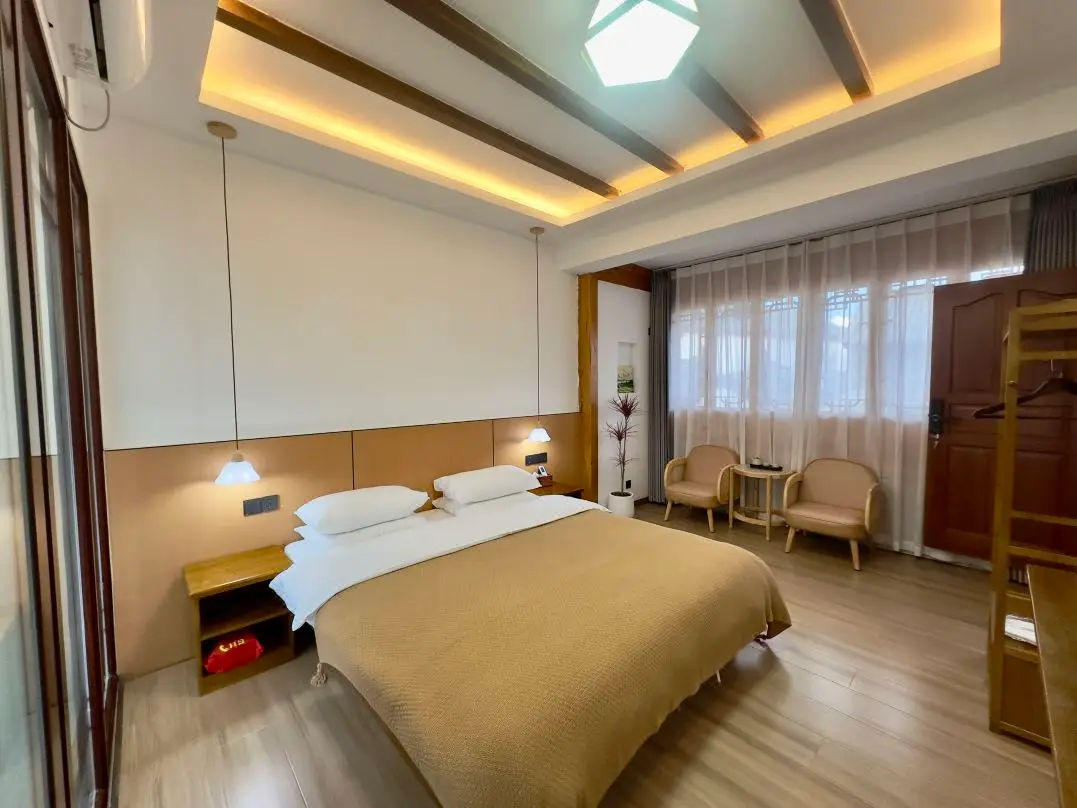 hotel-img