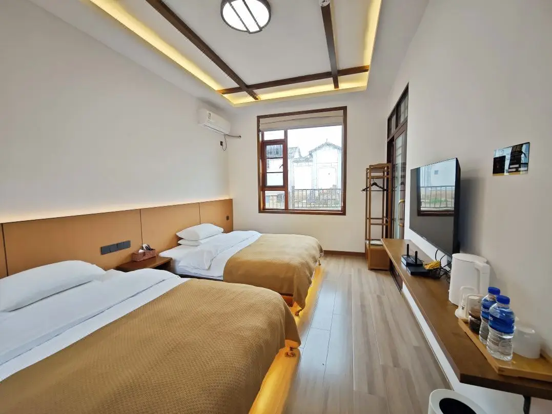 hotel-img