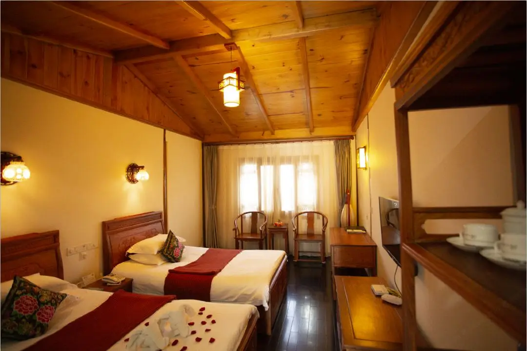 hotel-img