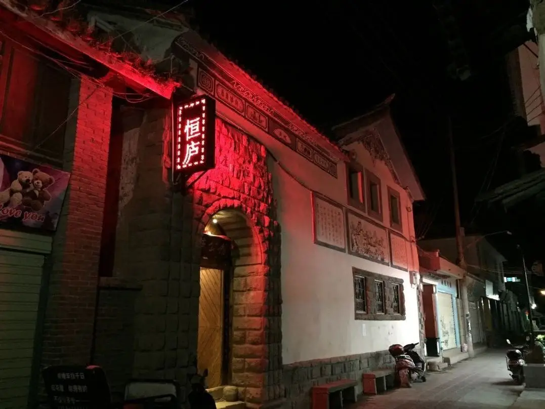 hotel-img
