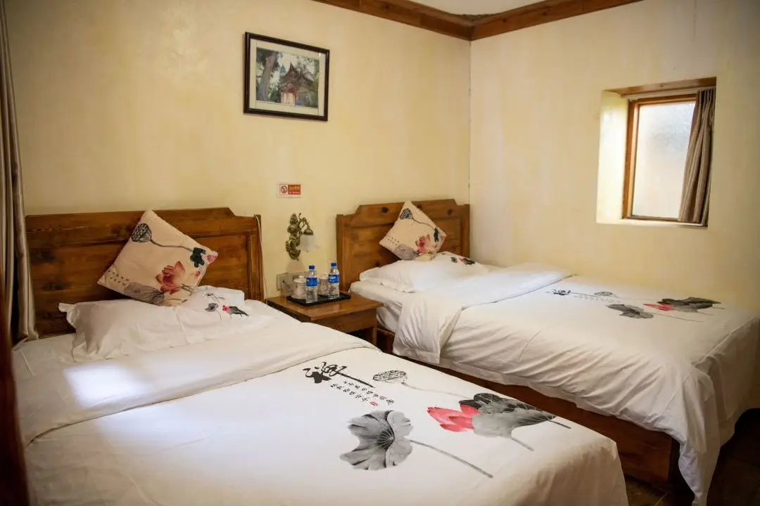 hotel-img