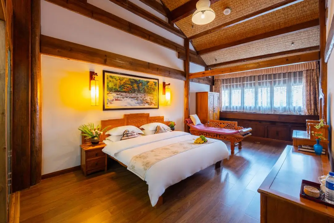 hotel-img