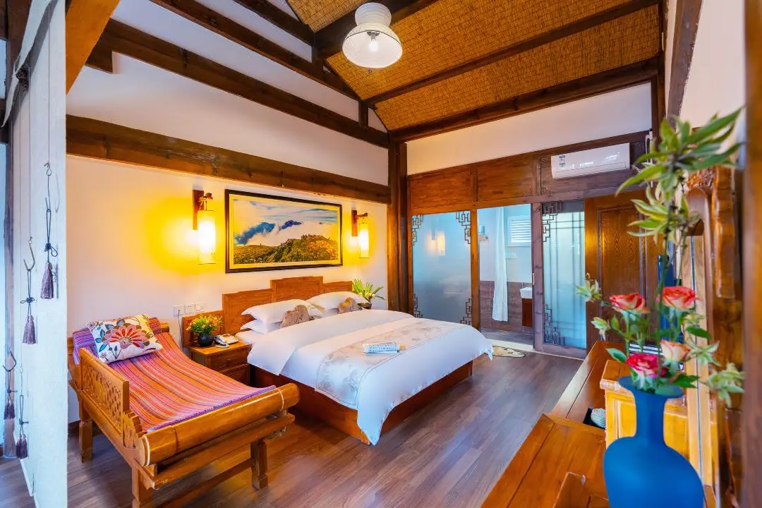 hotel-img