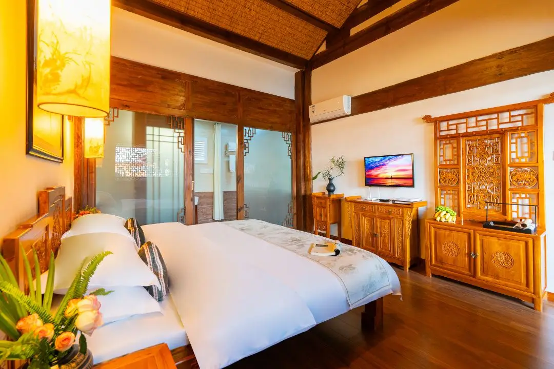 hotel-img