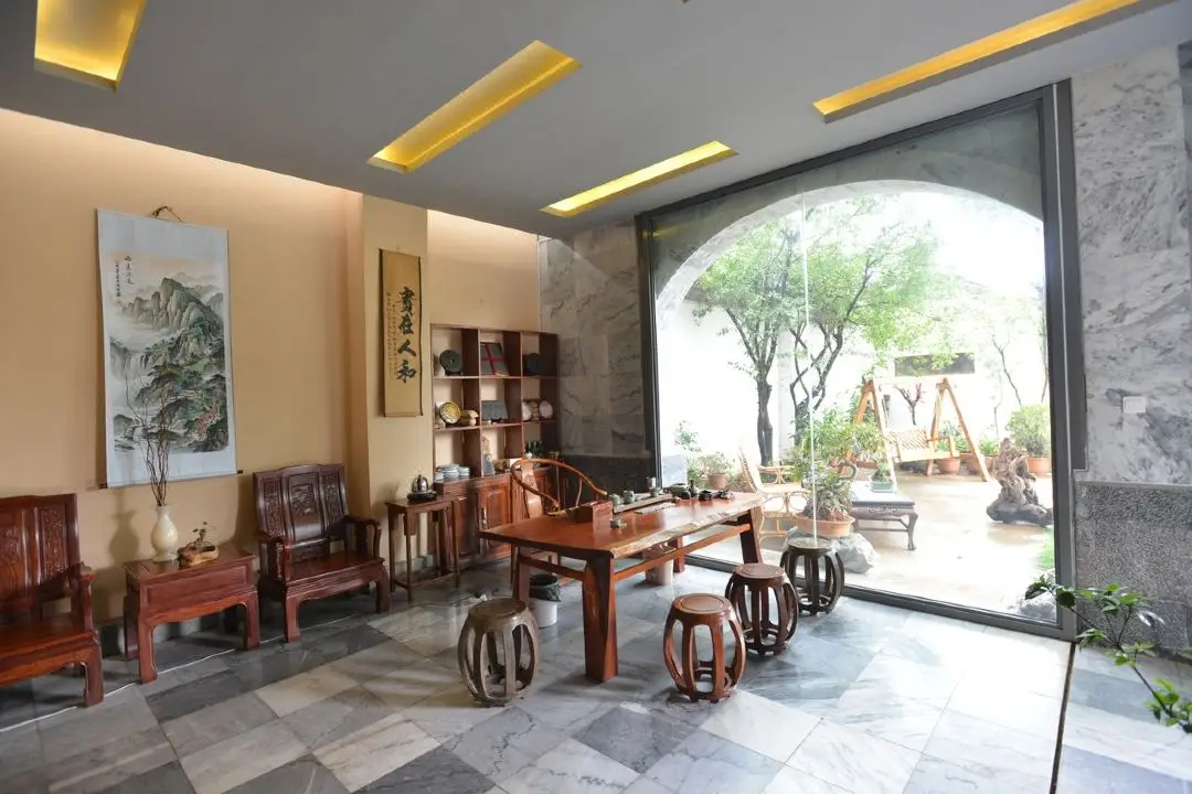 hotel-img