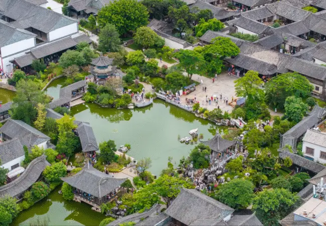 Vue aérienne de jardin de famille Zhu à Jianshui - voyage yunnan