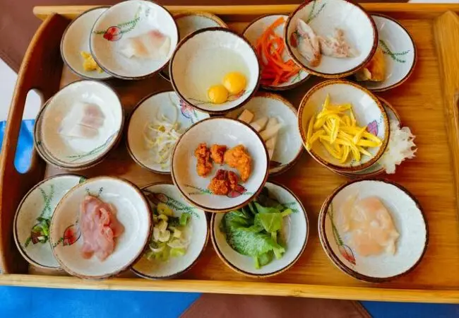 Les nouilles passe le pont de Mengzi 02 - cuisine du Yunnan