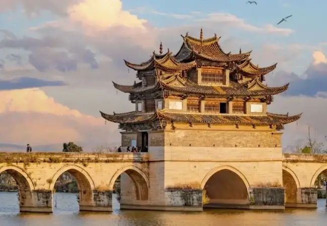 Pont du dragon double a Jianshui - voyage yunnan