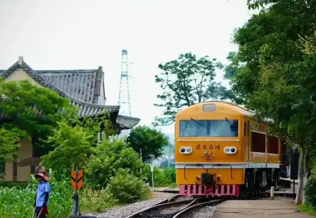 Petit train jaune de Jianshui 04 - voyage yunnan