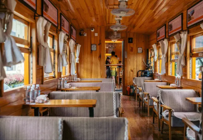 Petit train jaune de Jianshui - voyage yunnan